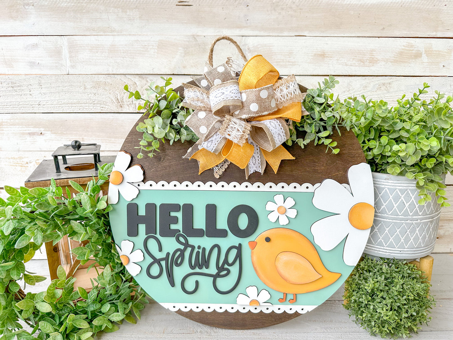 Hello spring chick wood round
