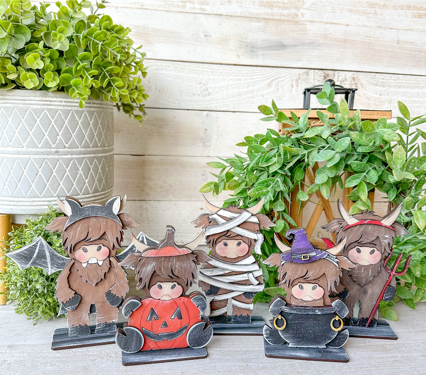 Halloween Highland cow laser decor w/ stands