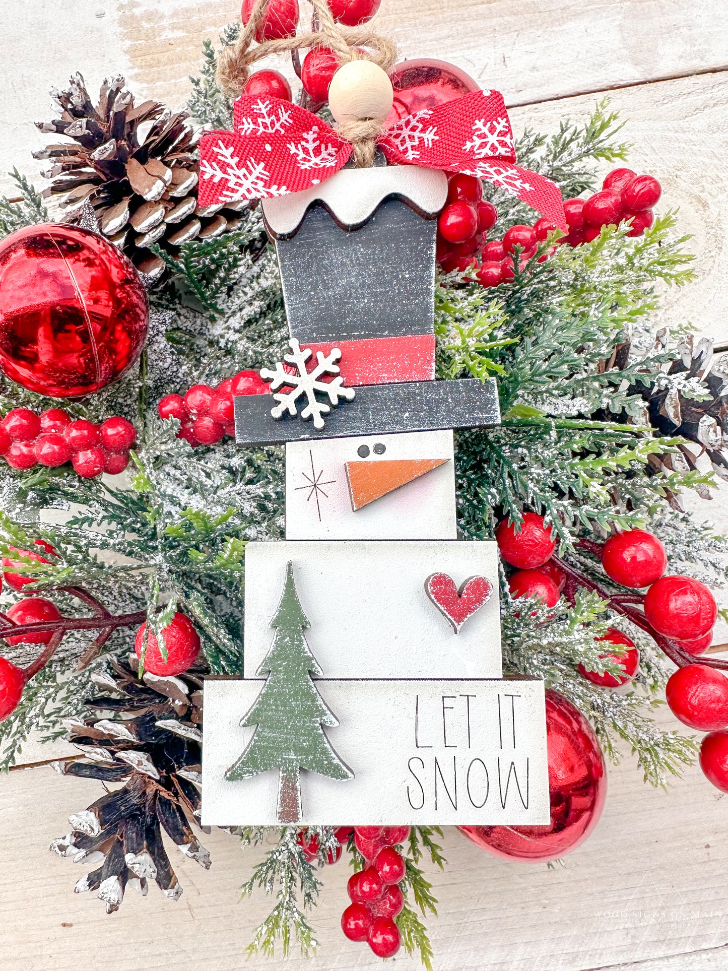 stacked snowman ornament