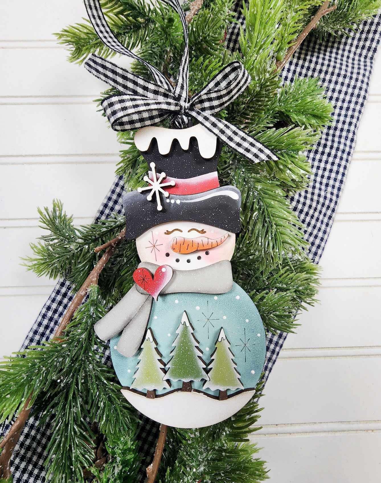 Frost the snowman winter globe Christmas ornament / gift tag