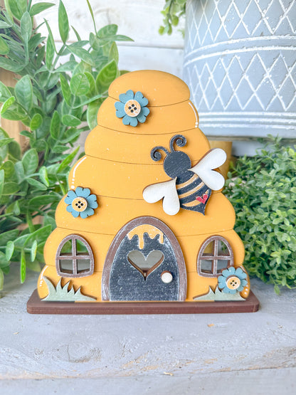 Bee hive standing house, with tea light holder