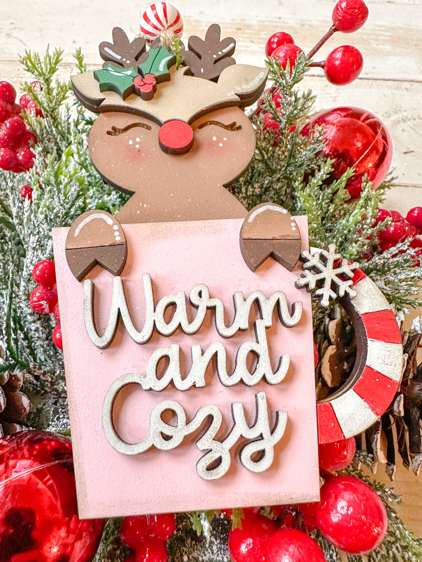 Reindeer, warm and cozy cup ornament