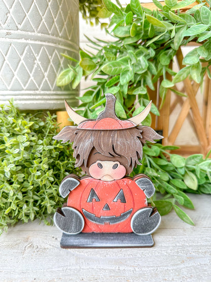 Halloween Highland cow laser decor w/ stands