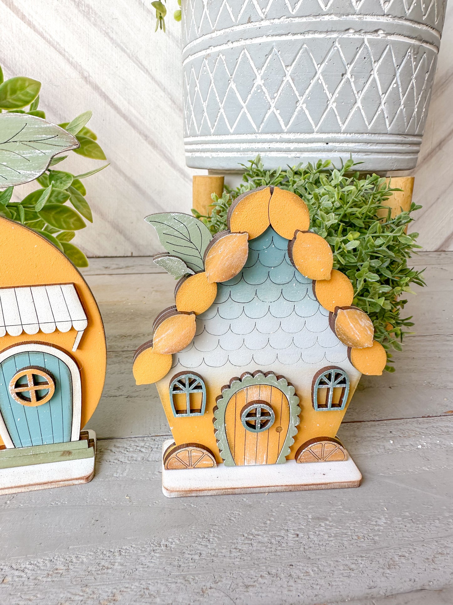 Lemon Standing Houses