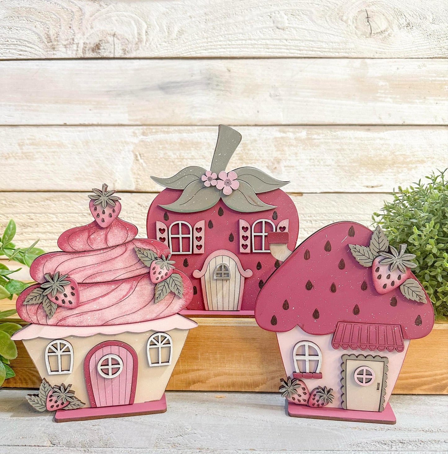 Strawberry standing houses